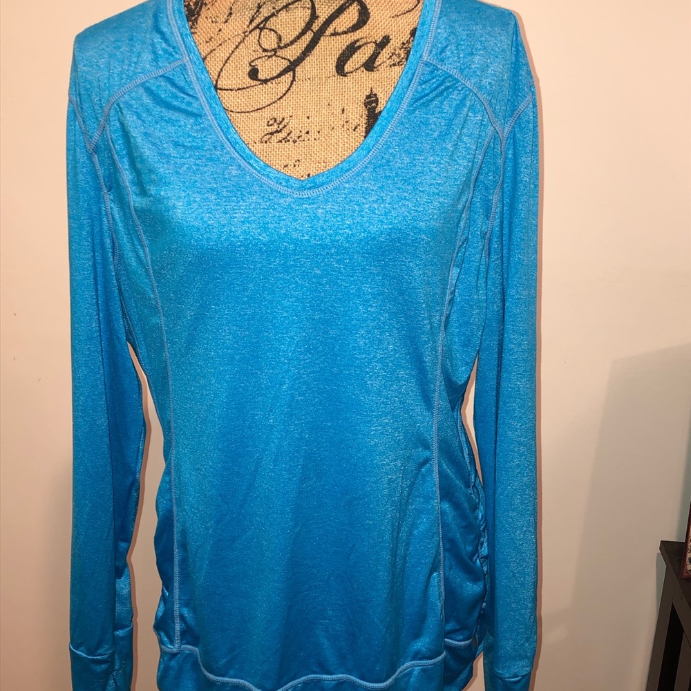 🧿 Bright Turquoise Athletic Top 🧿